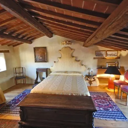 Sleeps 4 Wifi