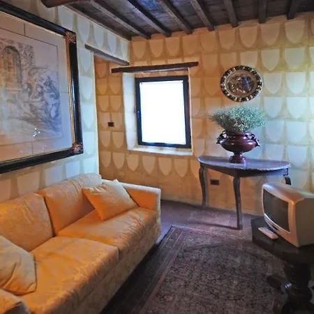 Sleeps 4 Wifi Villa Figline Valdarno